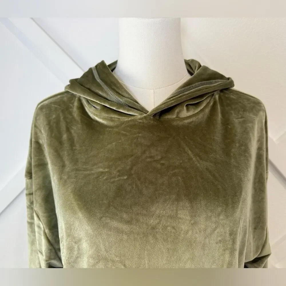 NWT Free People Araminta James Velour Crop Hoodie Khaki Green Size Small - Picture 3 of 12